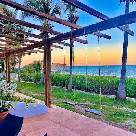 Punta Me Beach Suites Канкун Екстериор снимка