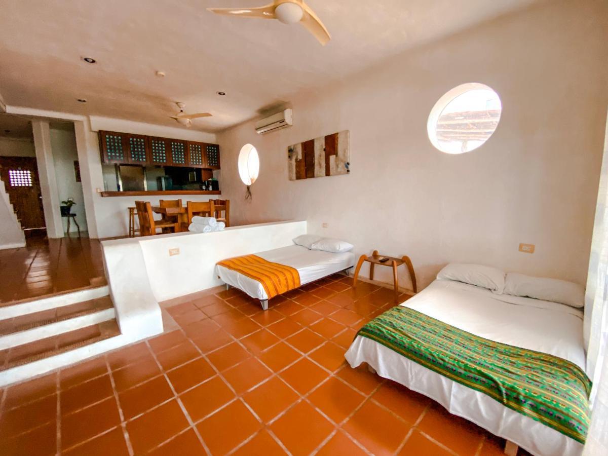 Punta Me Beach Suites Канкун Екстериор снимка