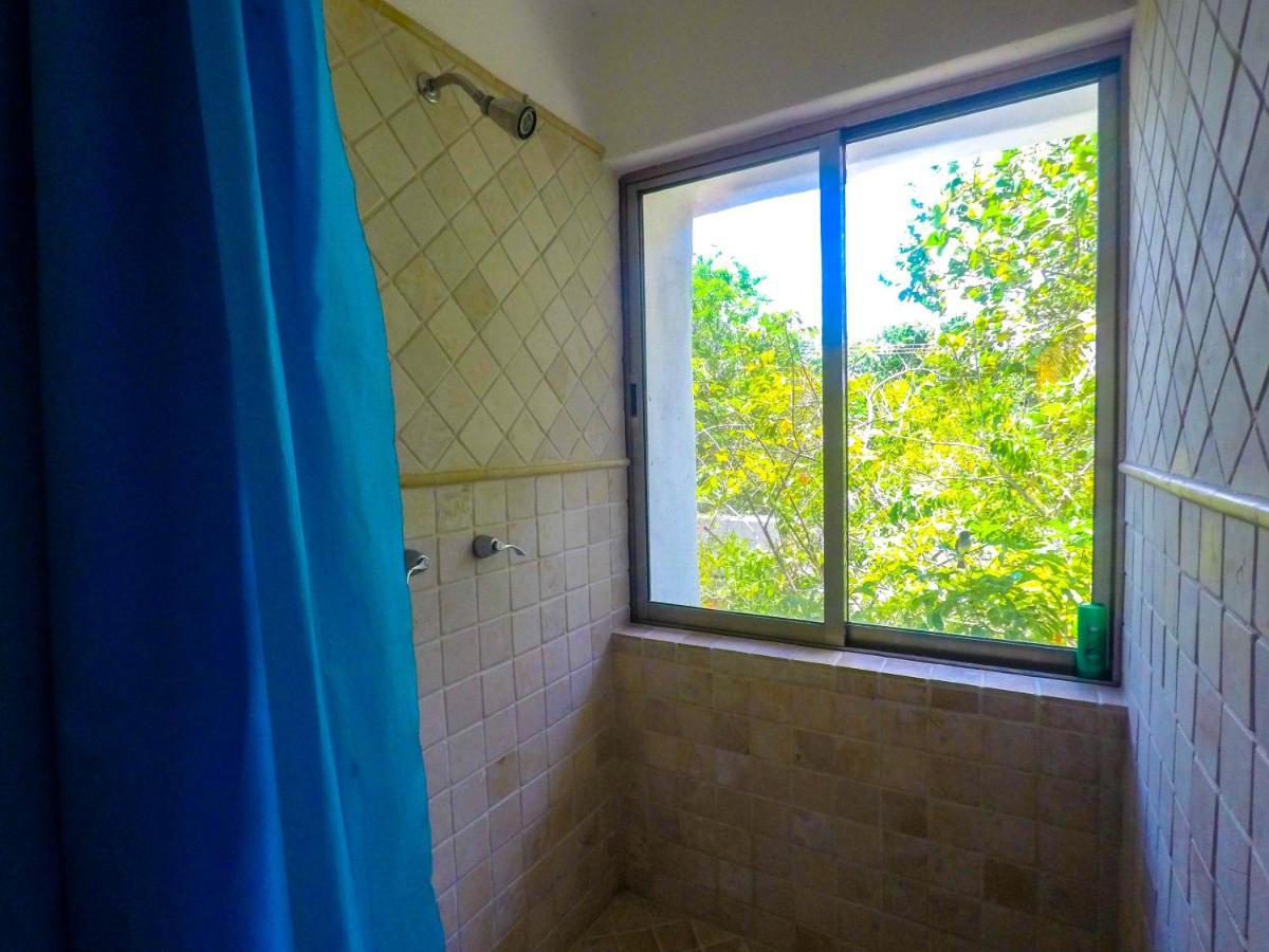 Punta Me Beach Suites Канкун Екстериор снимка