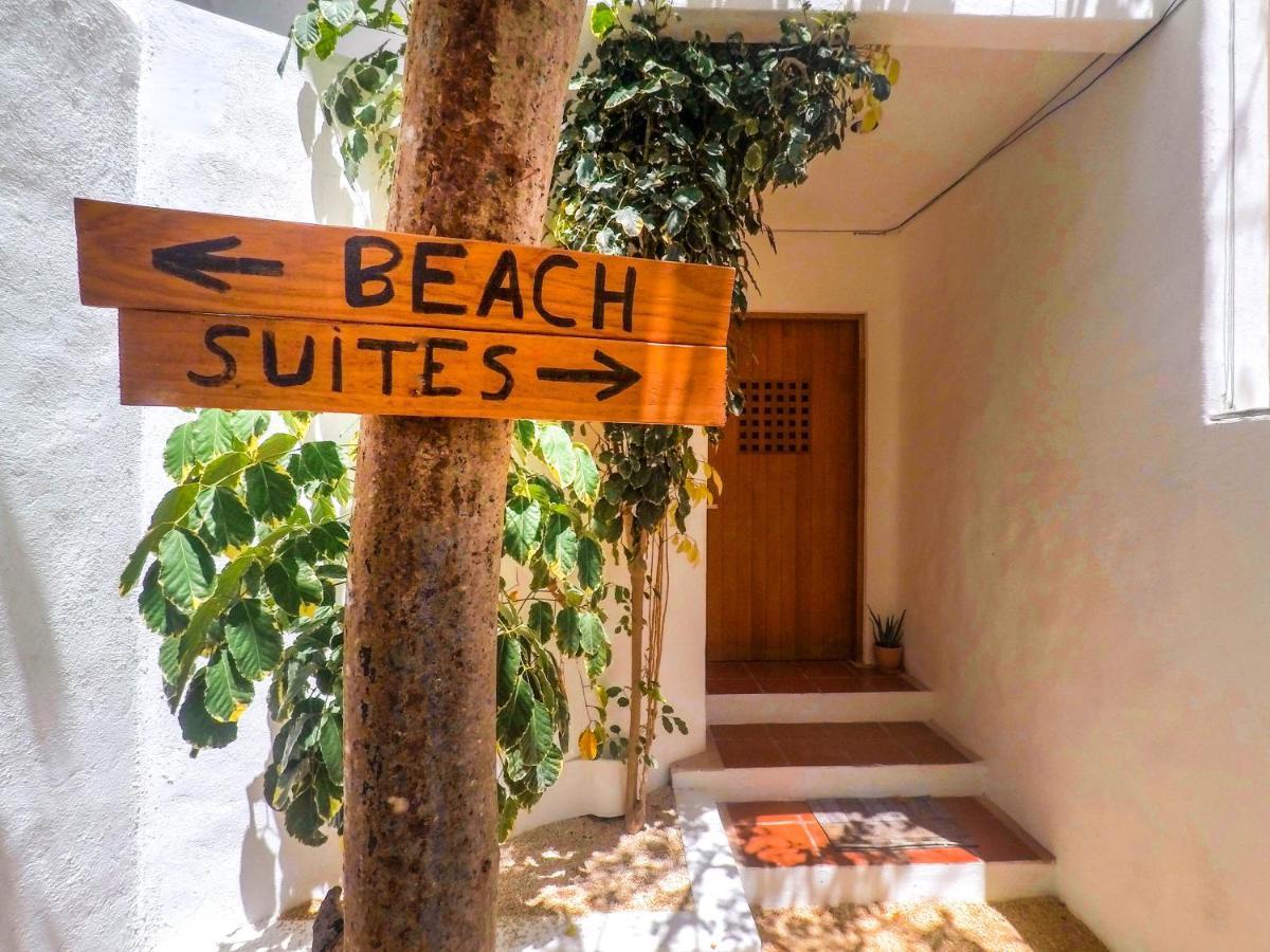 Punta Me Beach Suites Канкун Екстериор снимка