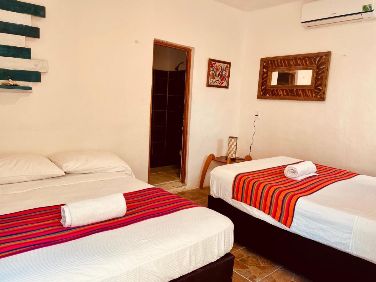 Punta Me Beach Suites Канкун Екстериор снимка