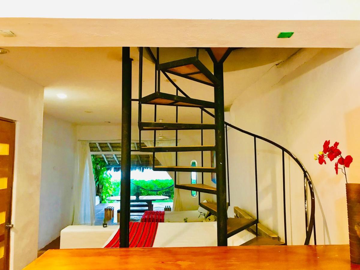 Punta Me Beach Suites Канкун Екстериор снимка